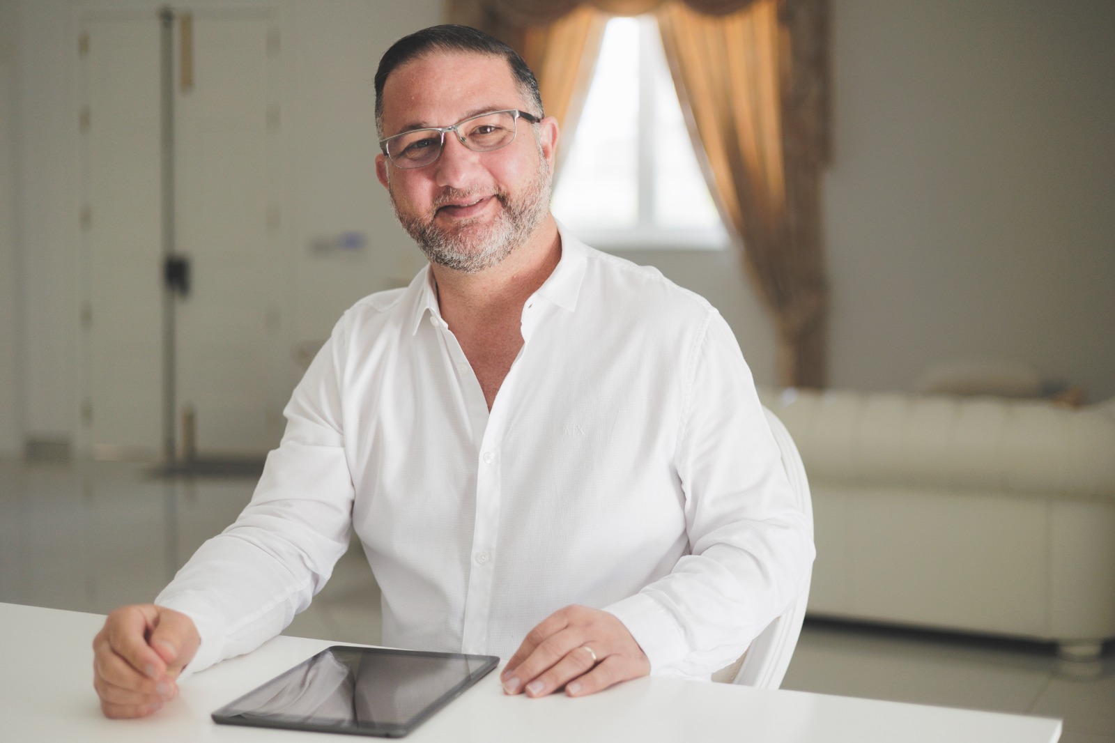 Artificial Intelligence is undoubtedly the buzzword of the decade &ndash; and as it dominates boardroom agendas and LinkedIn feeds, Kevin Abela, Managing Di