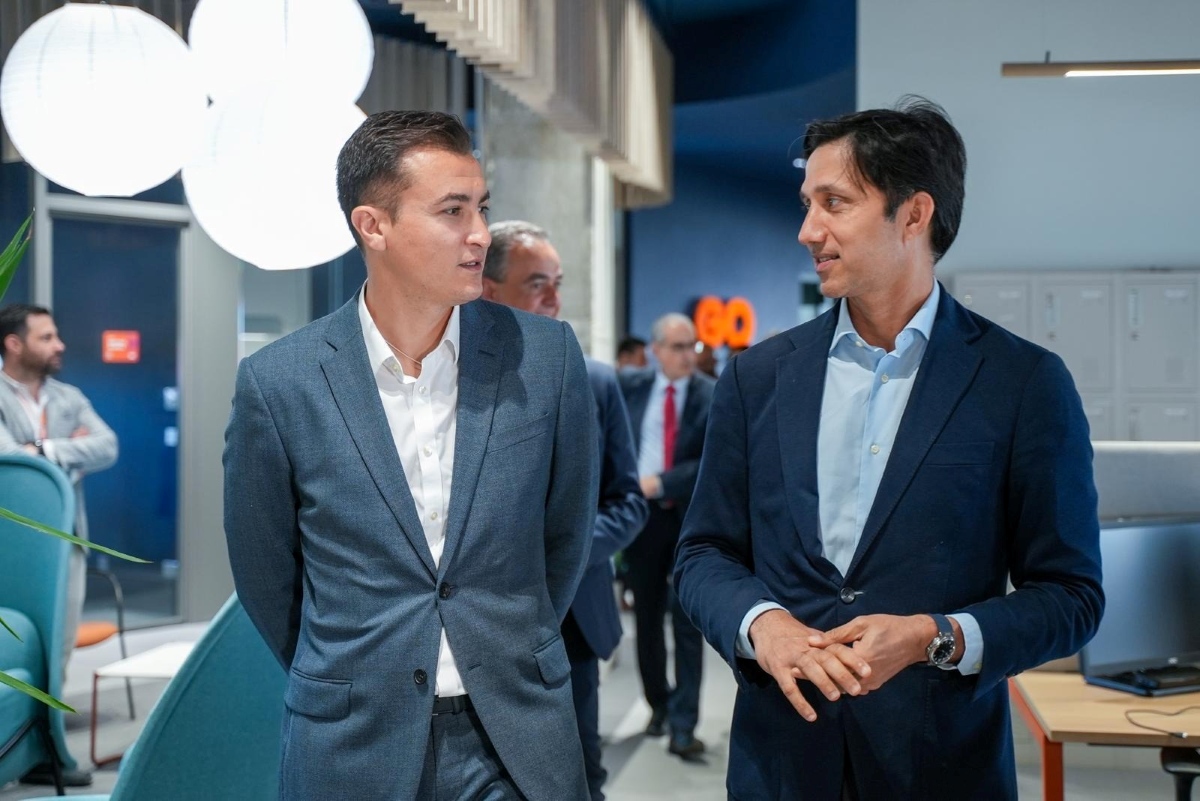 Minister + CEO