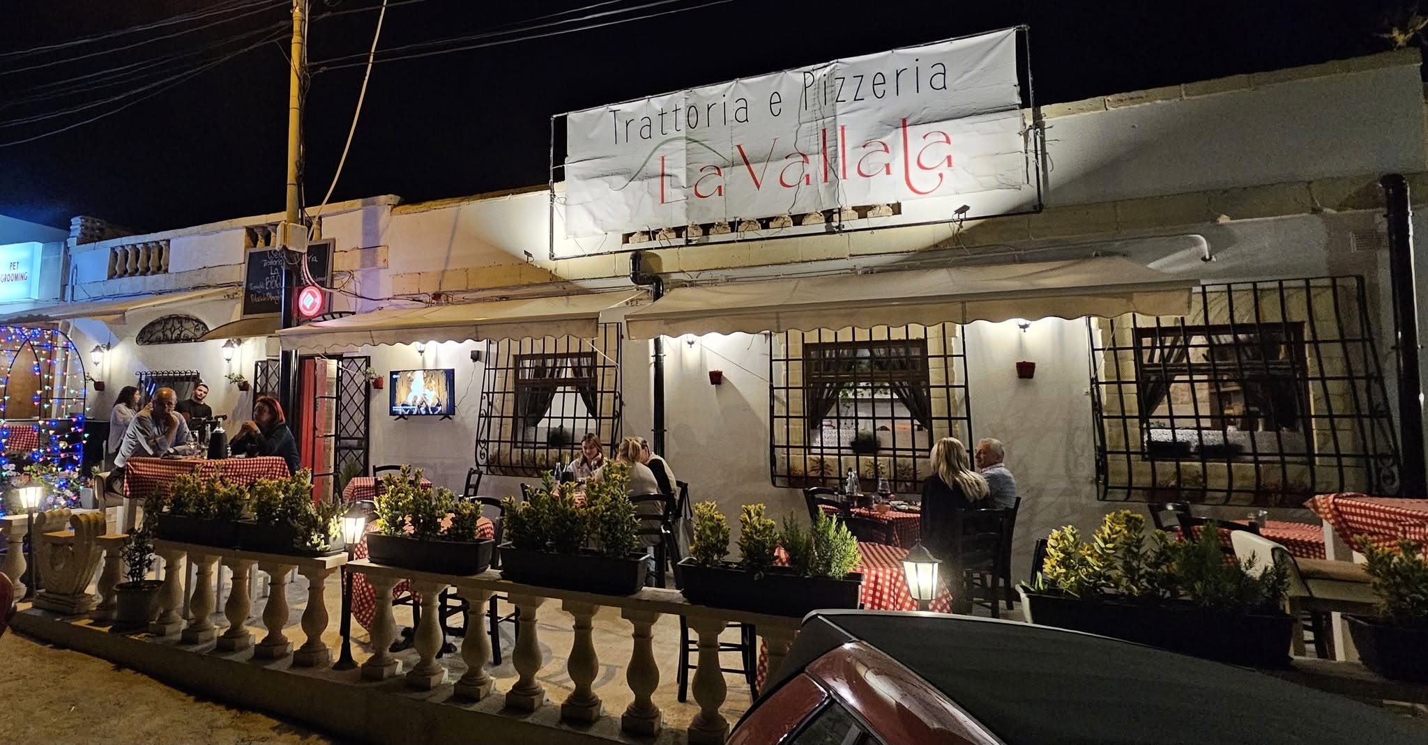 restaurant