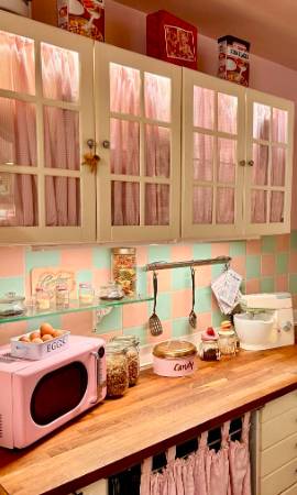 Vintage Kitchen